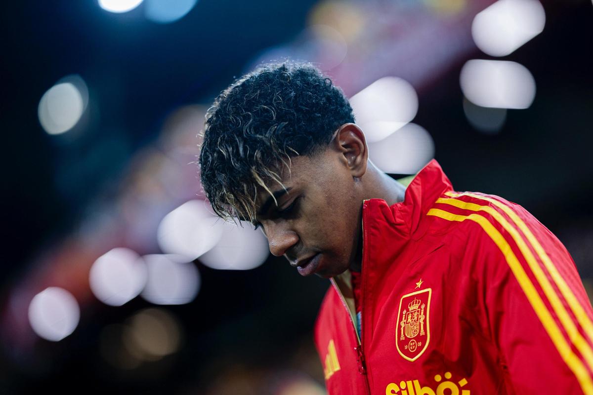 中韩二番战！媒体人：调整心态和限制李贤重是中国男篮的取胜之匙（中韩再战！媒体人：稳住心态、严防李贤重是中国男篮制胜关键）