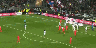 开场16分钟35秒，巴萨遭遇欧冠单场比赛最快的两个丢球（开局16分35秒，巴萨欧冠单场最快连丢两球）