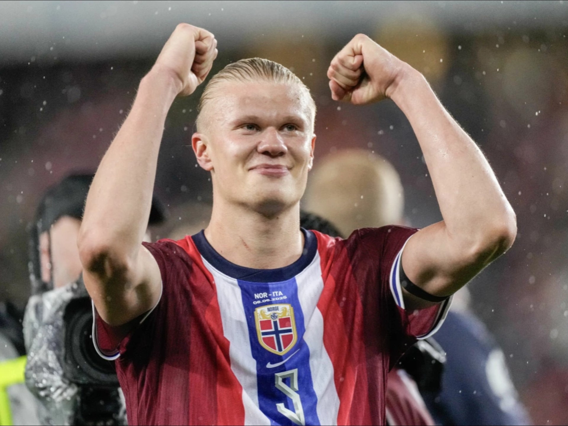 埃斯特旺经纪人：我们连续4年和巴萨谈转会，但对方财政困难（埃斯特旺经纪人：与巴萨谈转会已四年，但其财务困境成阻碍）