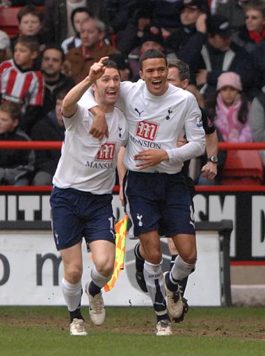 阿莫林：B费采访前有和俱乐部沟通，球队离英超冠军不会太远（阿莫林：B费采访前已与俱乐部沟通，球队距离英超冠军并不遥远）