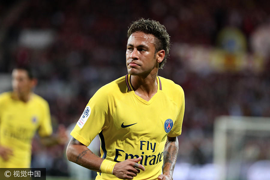 青木还是强啊！格林伍德上演梅开二度，本赛季各项赛事攻入13球（青木火力全开！格林伍德梅开二度，赛季进球已达13球）