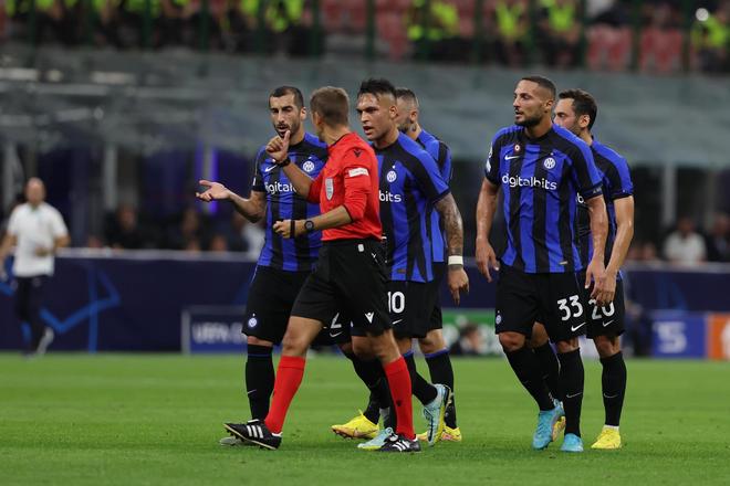 标王首秀？利物浦欧冠首战利好 数据示完胜马竞（利物浦欧冠开门红在望？标王或迎处子秀，数据看好完胜马竞）