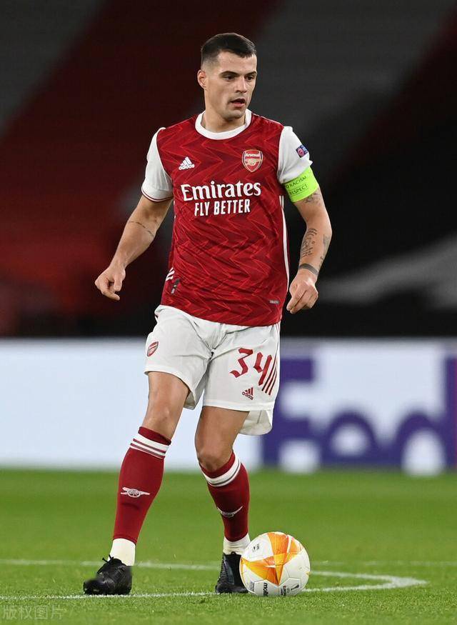 欧冠战报：里奥斯传射巴雷罗破门，本菲卡2-0完胜那不勒斯（欧冠：里奥斯一传一射巴雷罗建功，本菲卡2-0力克那不勒斯）