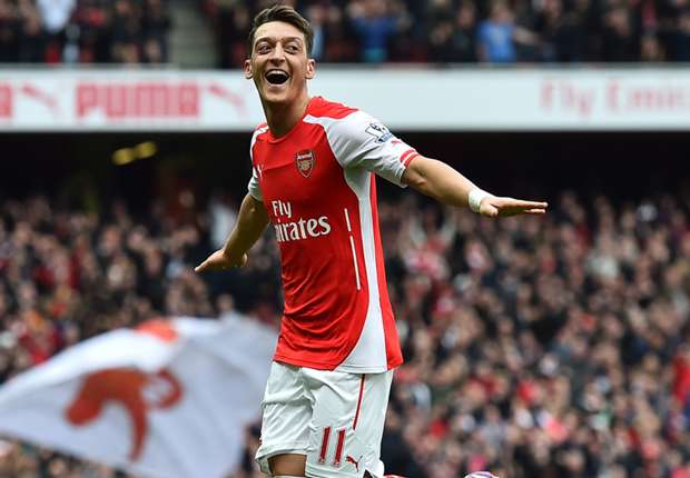 每体：一男子因假扮足球经纪人性侵61名未成年人被捕（每体：冒充足球经纪人的男子涉嫌性侵61名未成年人已被捕）